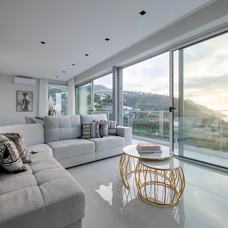Holiday home Luxury Perola *