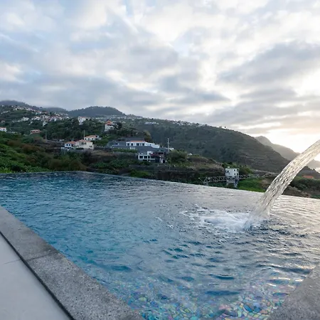 Casa de Férias Luxury Perola *